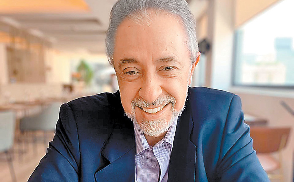 Dr. Vicente E. Caballo M.